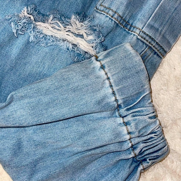 NWT FOREVER 21 CUFFED DENIM JOGGERS!! brand new⭐️ - Picture 4 of 4